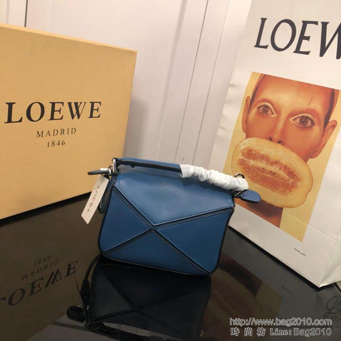 LOEWE羅意威 聖誕明星款 進口小牛皮 mini puzzle手提肩背包 86手提肩背斜挎包68  jdl1206